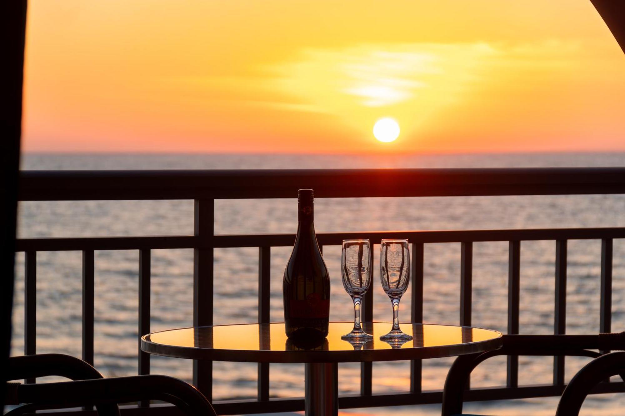 Porto-Fino Otel Arillas  Dış mekan fotoğraf